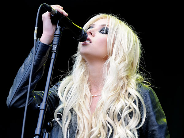 taylor_momsen_01